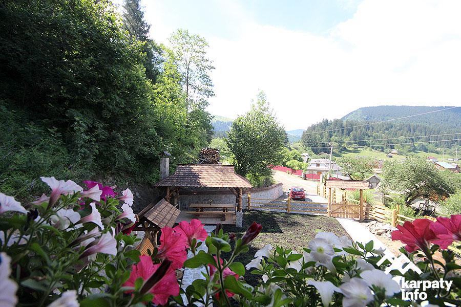 Karpatska Oselia Villa เวอร์คอฟเวอนา ภายนอก รูปภาพ